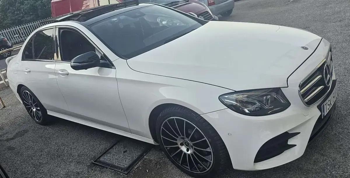 Usata Mercedes E220 Exclusive 194 CV (142 kW) 2019 Berlina