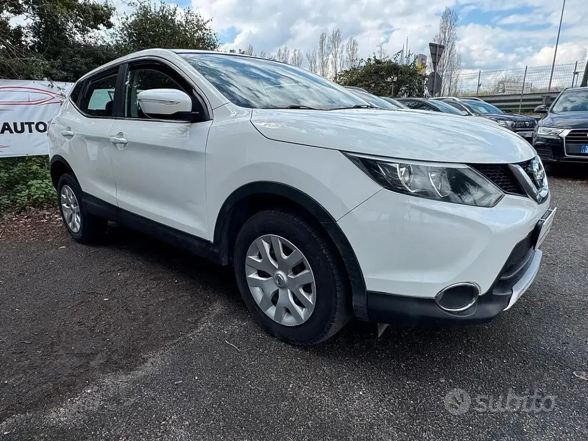 Usata Nissan Qashqai +2 Visia 110 CV (80 kW) 2014 Bianco SUV