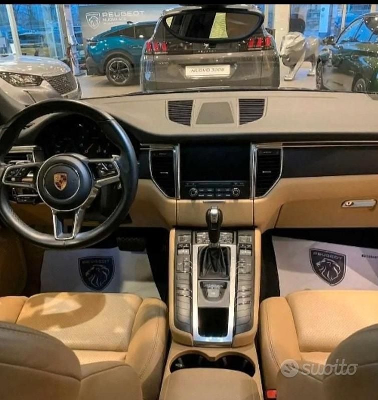 Usata Porsche Macan 252 CV (185 kW) 2018 Blu SUV