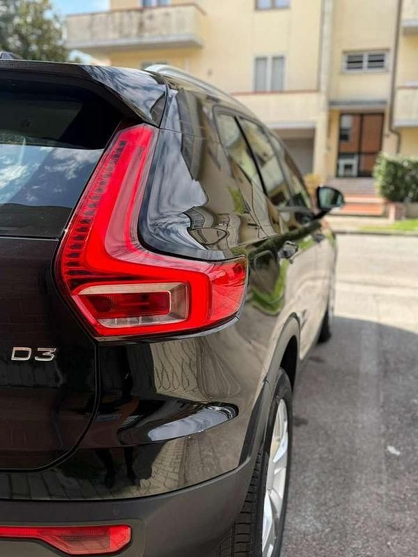Usata Volvo XC40 150 CV (110 kW) 2019 Nero SUV