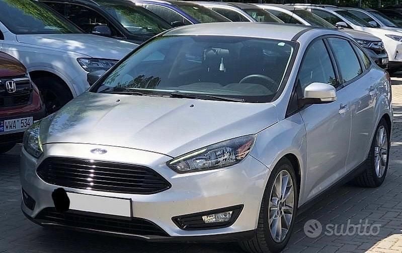 Usata Ford Focus 95 CV (69 kW) 2016 Grigio Berlina