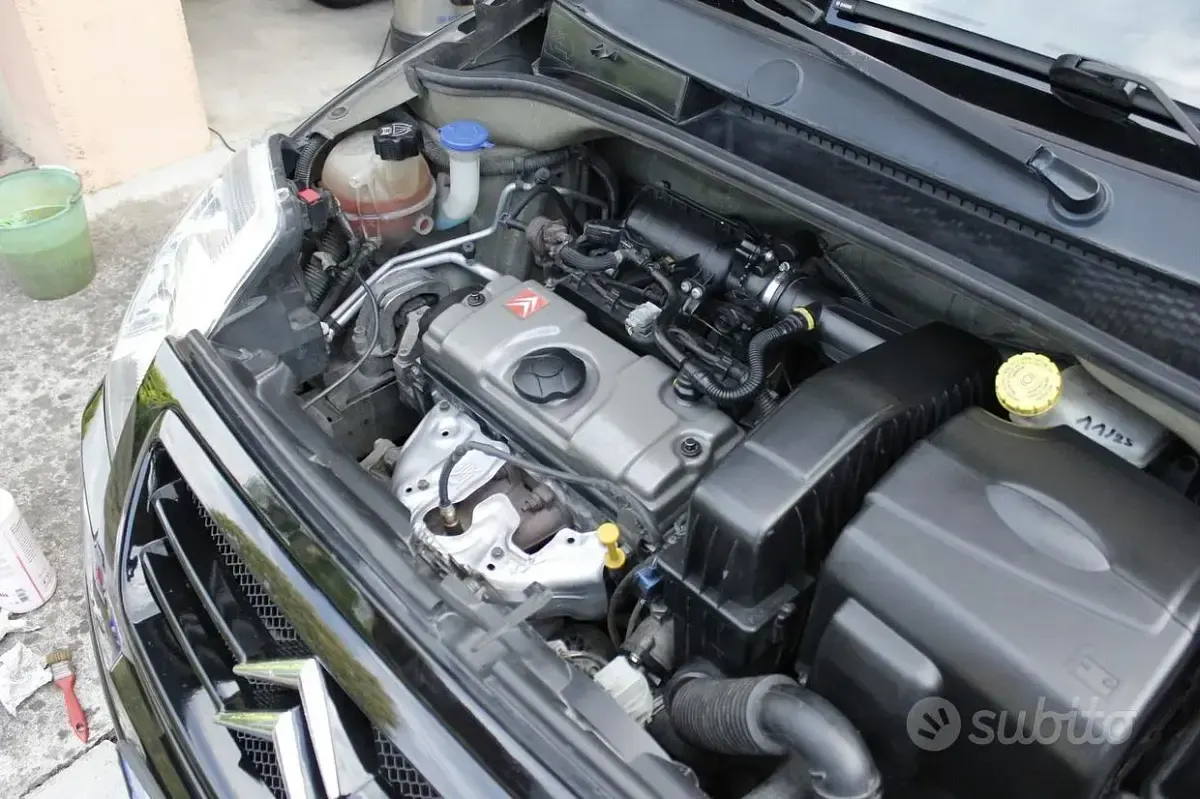 Usata Citroën C2 60 CV (44 kW) 2004 Nero Utilitaria