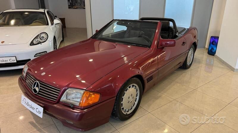 Usata Mercedes SL300 231 CV (169 kW) 1991 Rosso Cabrio
