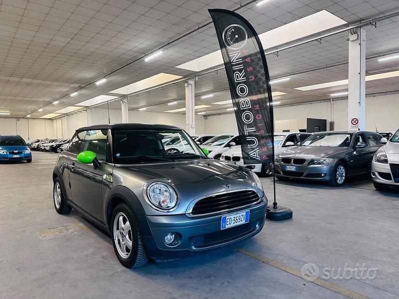 Grigio Usata 2010 Mini ONE Due volumi | 4500 € (Ottimo prezzo) - Immagine 1/4