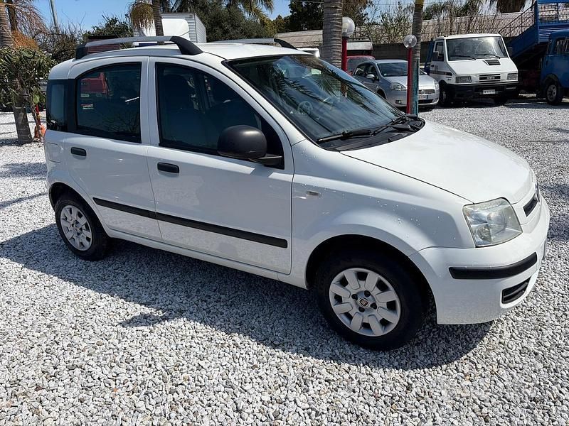 Usata Fiat Panda 70 CV (51 kW) 2010 Utilitaria