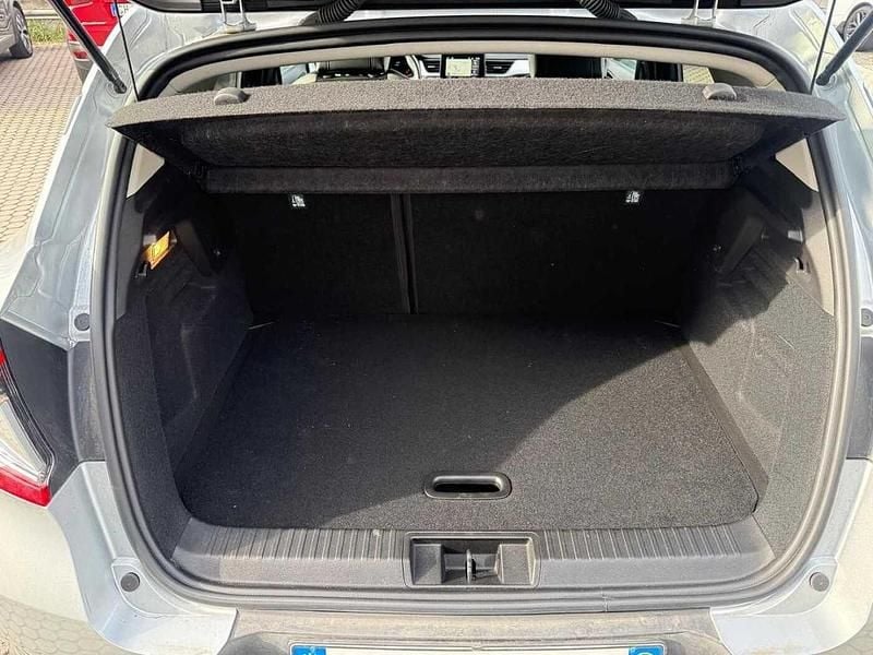 Usata Renault Captur Techno 143 CV (105 kW) 2023 Grigio SUV