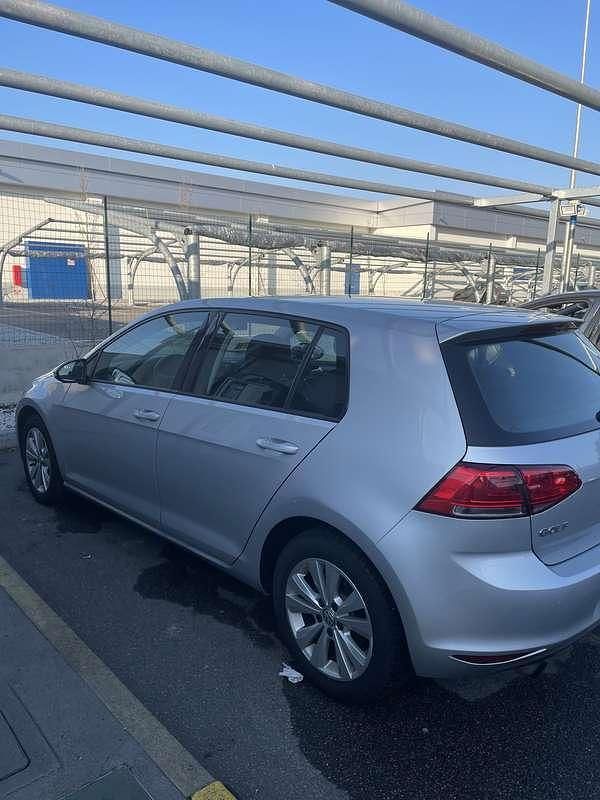 Usata VW Golf VII Comfortline 105 CV (77 kW) 2013 Grigio Berlina