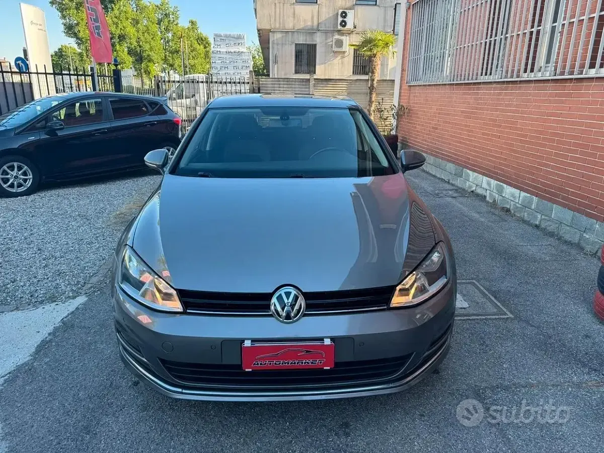 Usata VW Golf VII Highline 122 CV (89 kW) 2014 Grigio Berlina