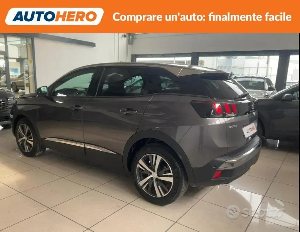 Usata Peugeot 3008 Allure 131 CV (96 kW) 2023 Grigio SUV