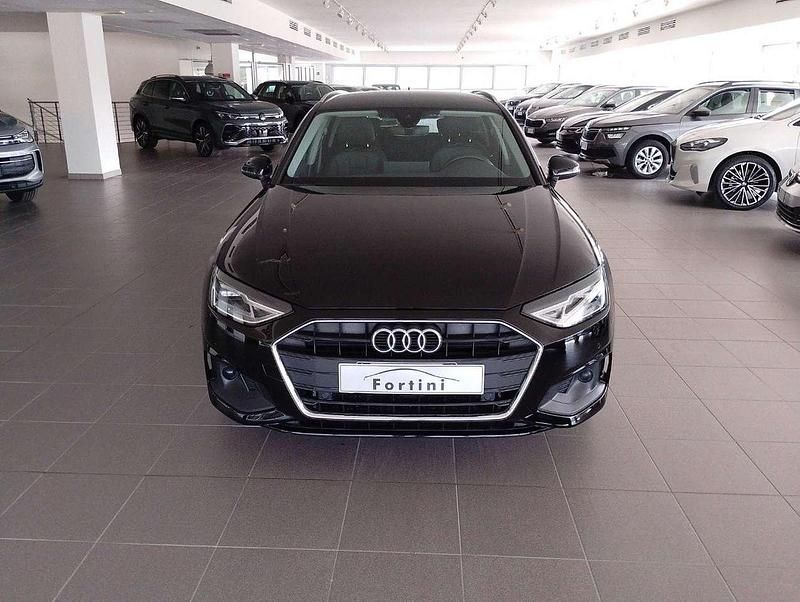 Usata Audi A4 Business 136 CV (100 kW) 2022 Nero Station wagon