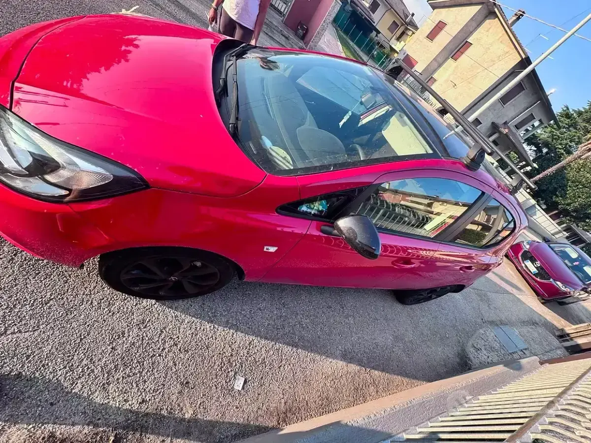 Usata Opel Corsa 90 CV (66 kW) 2019 Rosso Utilitaria