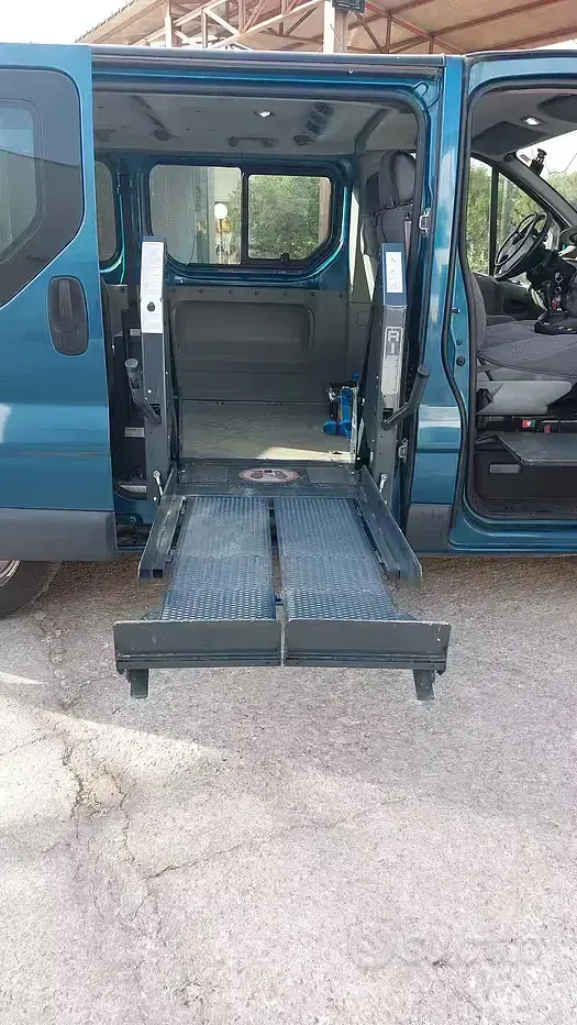 Usata Opel Vivaro 146 CV (107 kW) 2007 Monovolume