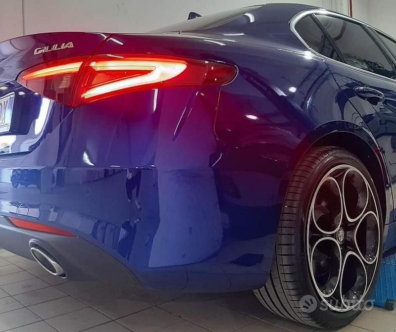 Usata Alfa Romeo Giulia Ti 190 CV (139 kW) 2021 Blu Berlina