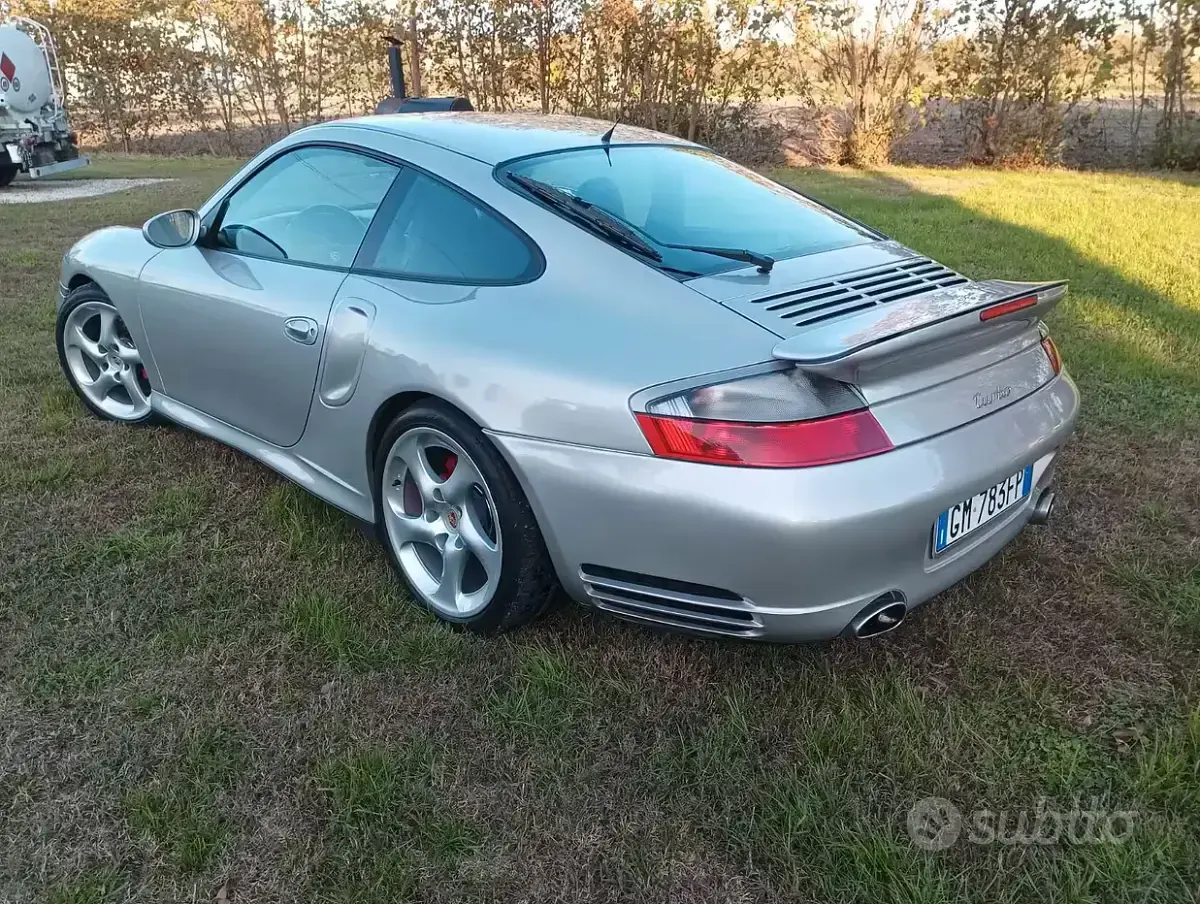 Usata Porsche 996 300 CV (220 kW) 1998 Grigio Berlina