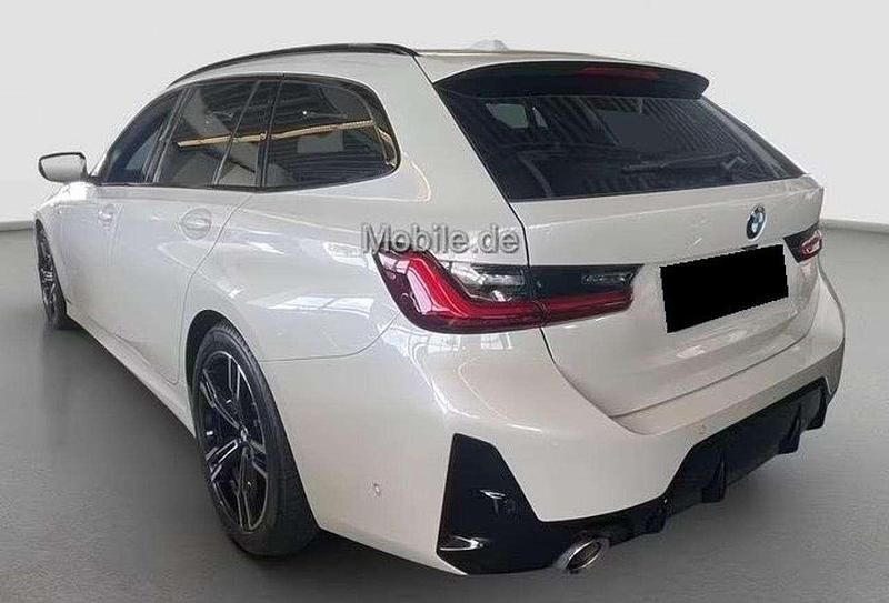 Usata BMW 320 Shadowline 190 CV (139 kW) 2025 Bianco Station wagon