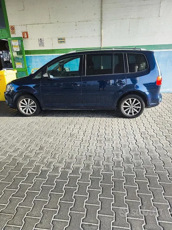 Usata VW Touran 150 CV (110 kW) 2012 Bluazzurro Monovolume