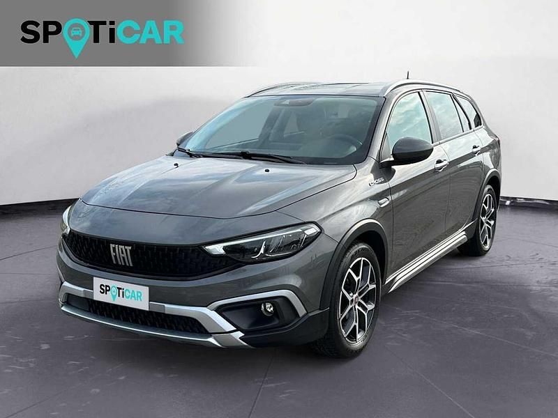 Usata Fiat Tipo Cross 131 CV (96 kW) 2022 Grigio Station wagon