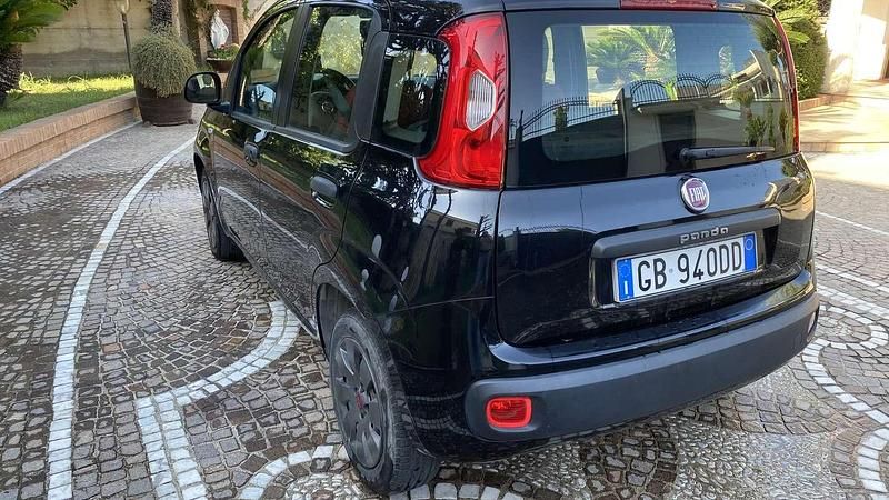 Usata Fiat Panda Lounge 69 CV (50 kW) 2014 Utilitaria