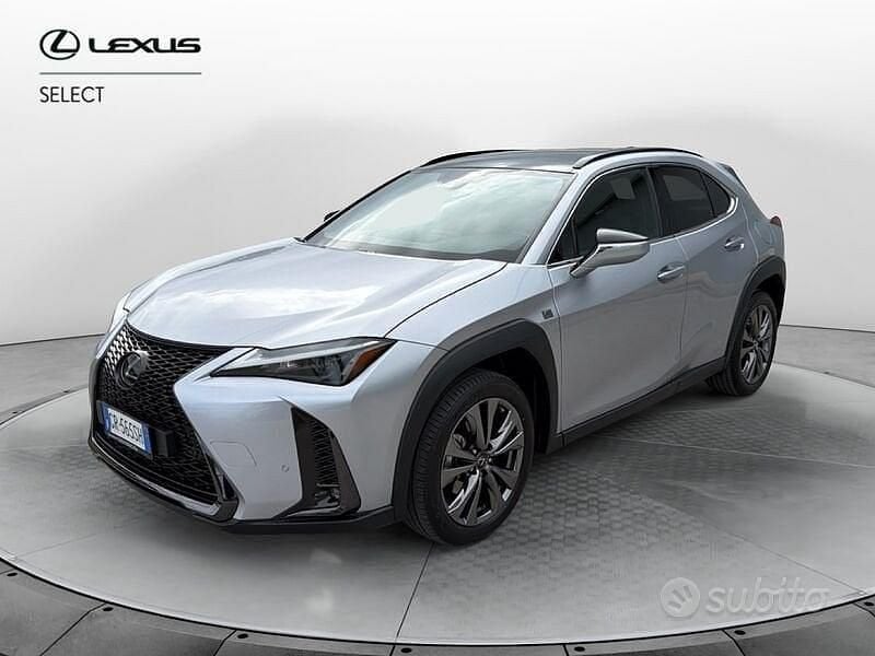 Grigio Usata 2023 Lexus UX SUV | 28.900 € (Buon prezzo) - Immagine 1/4