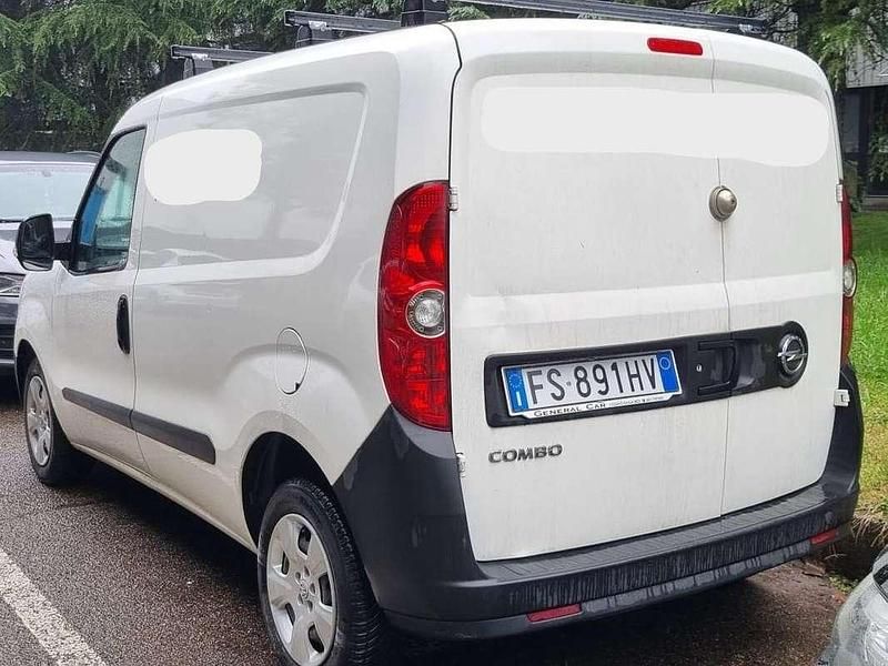 Usata Opel Combo 75 CV (55 kW) 2018 Bianco Monovolume