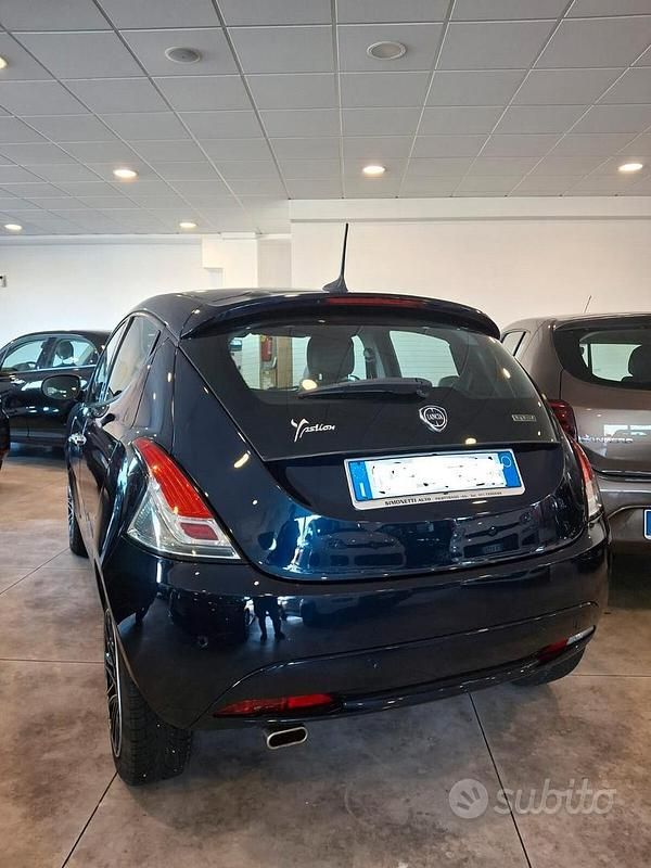 Usata Lancia Ypsilon S 69 CV (50 kW) 2021 Blu Utilitaria