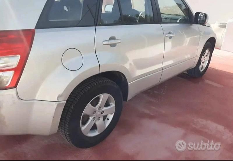 Usata Suzuki Grand Vitara 2006 Grigio SUV