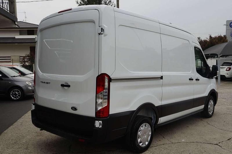 Nuova Ford Transit Trend 131 CV (96 kW) 2025 Bianco Furgone