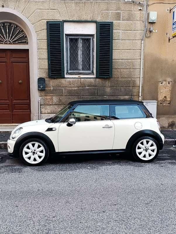 Occasion Mini Cooper D 111 ch (81 kW) 2011 Citadine