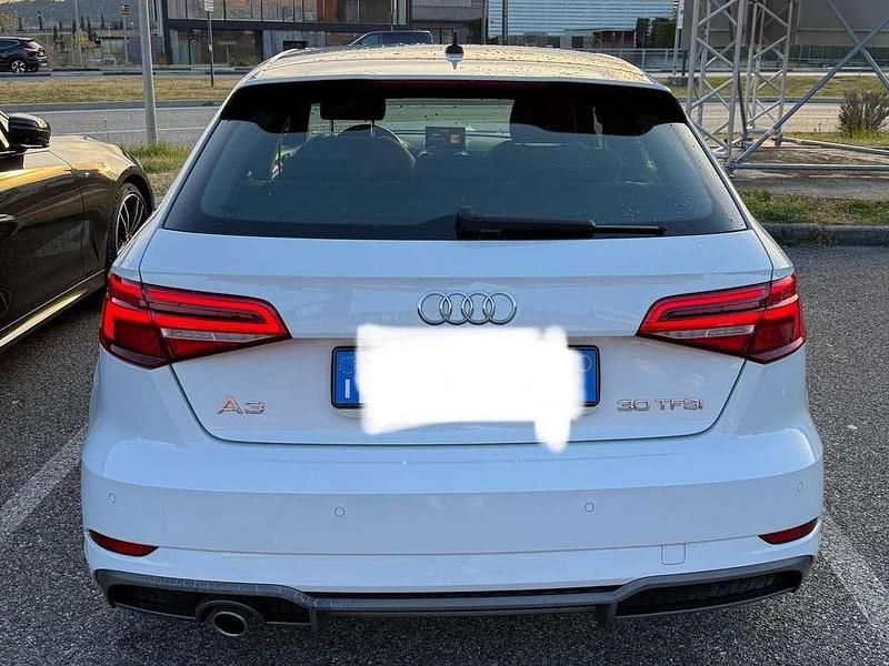 Usata Audi A3 Admired 116 CV (85 kW) 2019 Berlina
