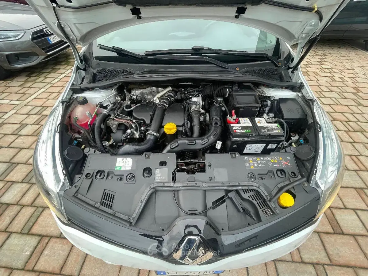 Usata Renault Clio IV 75 CV (55 kW) 2016 Bianco Furgone