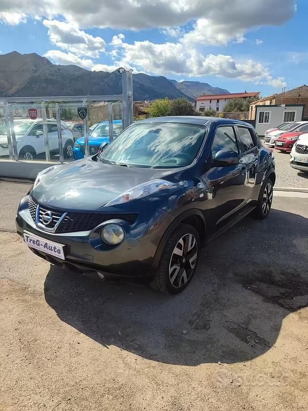 Usata Nissan Juke Tekna 110 CV (80 kW) 2014 Blu SUV