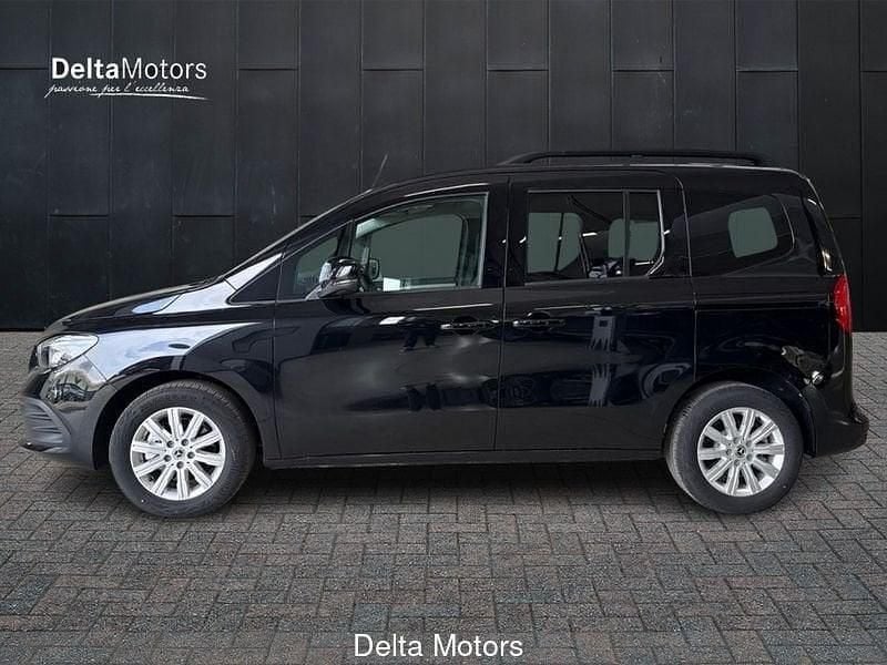 Nuova Mercedes T180 Premium 116 CV (85 kW) 2025 Nero Monovolume