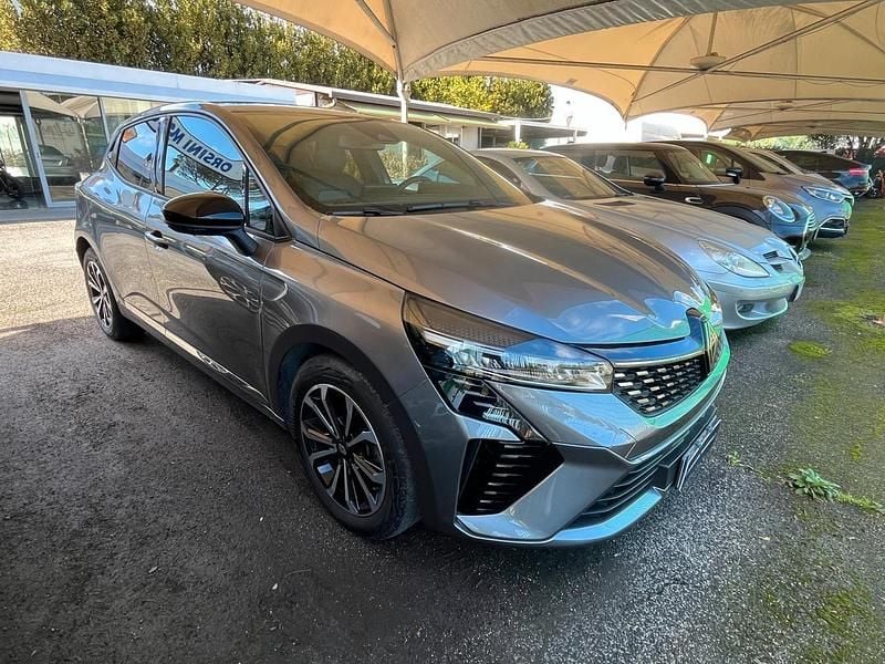 Usata Renault Clio V Evolution 91 CV (66 kW) 2024 Grigio Utilitaria