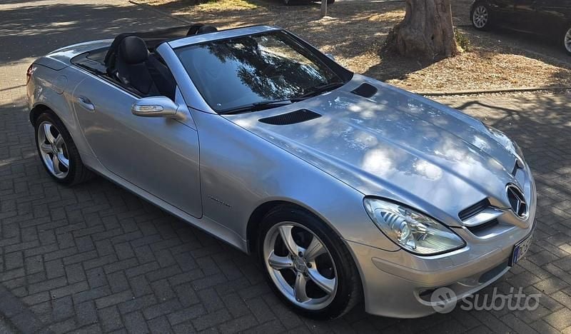 Usata Mercedes SLK200 2006 Grigio Cabrio