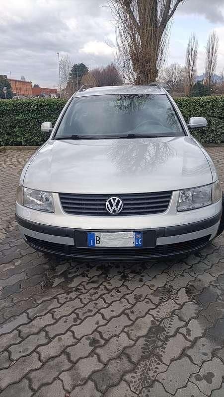 Usata VW Passat 116 CV (85 kW) 2000 Berlina