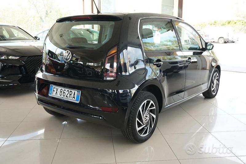 Usata VW up! move up! 60 CV (44 kW) 2019 Nero Utilitaria