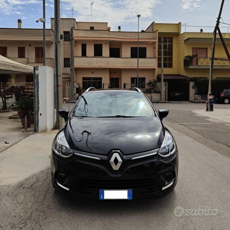 Usata Renault Clio GrandTour 90 CV (66 kW) 2018 Nero Station wagon