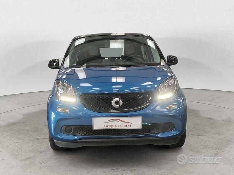 Usata Smart ForFour Edition #1 71 CV (52 kW) 2015 Blu Utilitaria