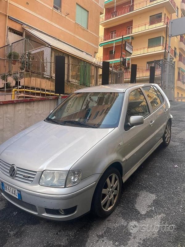 Usata VW Polo 101 CV (74 kW) 2000 Grigio Berlina