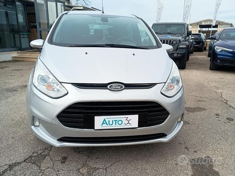 Usata Ford B-MAX Titanium 75 CV (55 kW) 2017 Grigio Monovolume