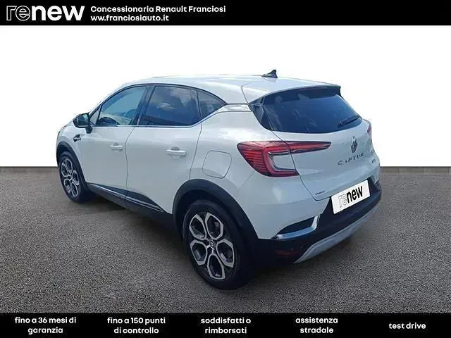 Usata Renault Captur Intens 92 CV (67 kW) 2022 Bianco SUV