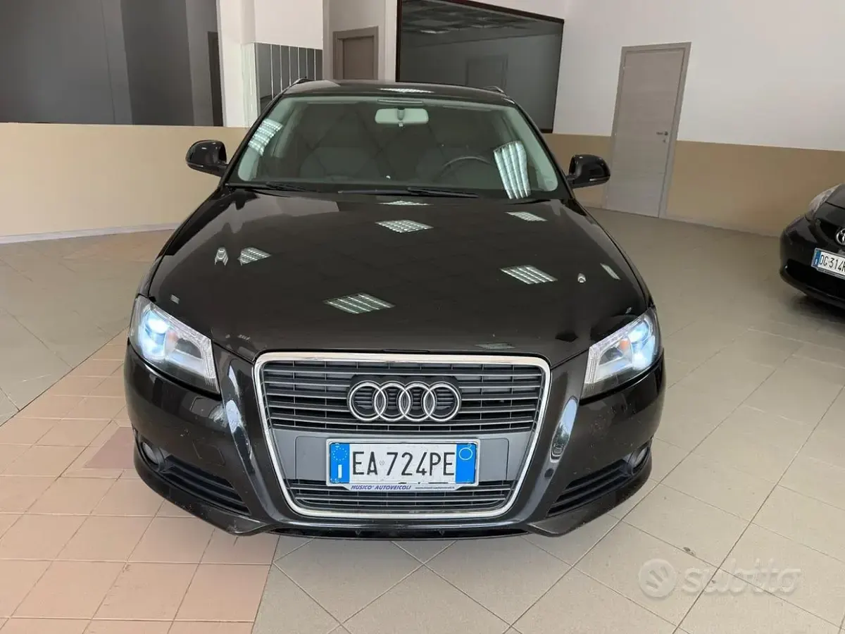 Usata Audi A3 Ambiente 140 CV (102 kW) 2010 Nero Utilitaria