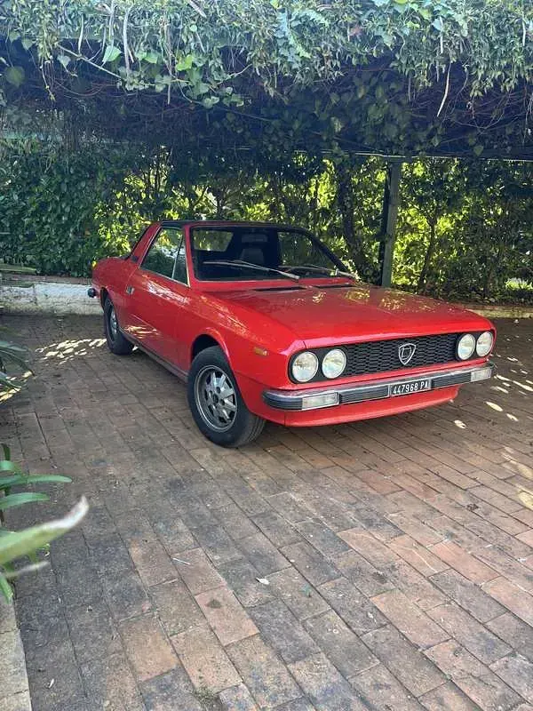 Usata Lancia Beta 101 CV (74 kW) 1976 Rosso Cabrio