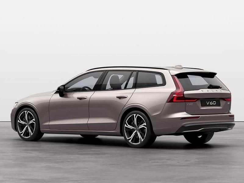Nuova Volvo V60 Core 197 CV (144 kW) 2025 Grigio Station wagon