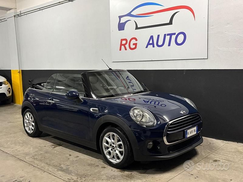 Usata Mini Cooper Cabriolet 135 CV (99 kW) 2016 Blu Cabrio