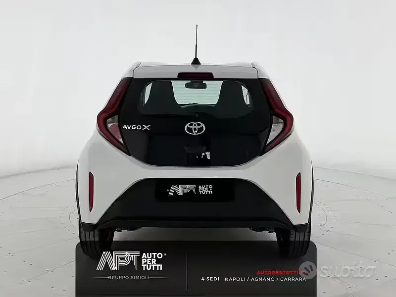 Usata Toyota Aygo X Lounge 72 CV (52 kW) 2022 Other SUV