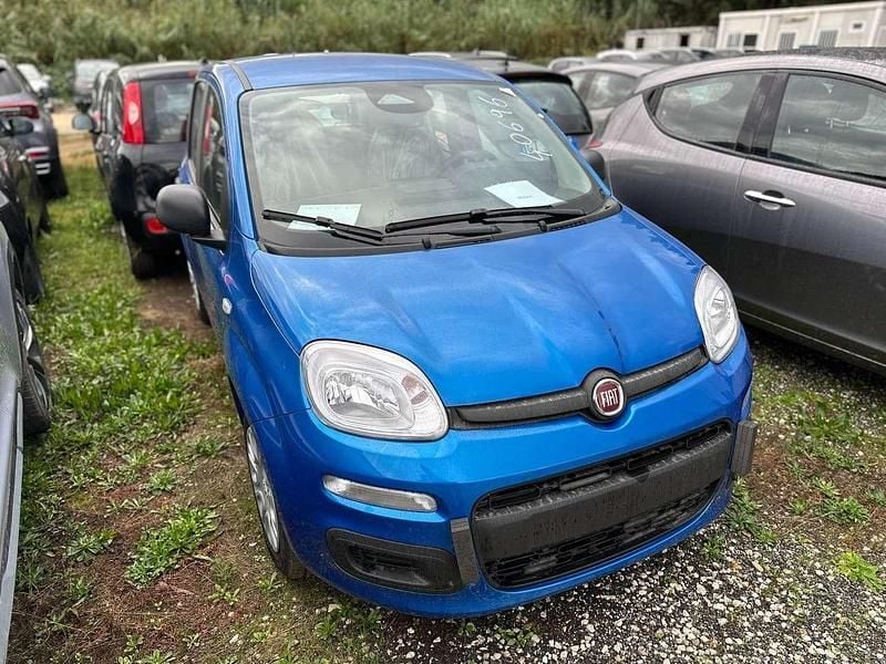 Usata Fiat Panda 69 CV (50 kW) 2025 Blu italia metallizzato Utilitaria