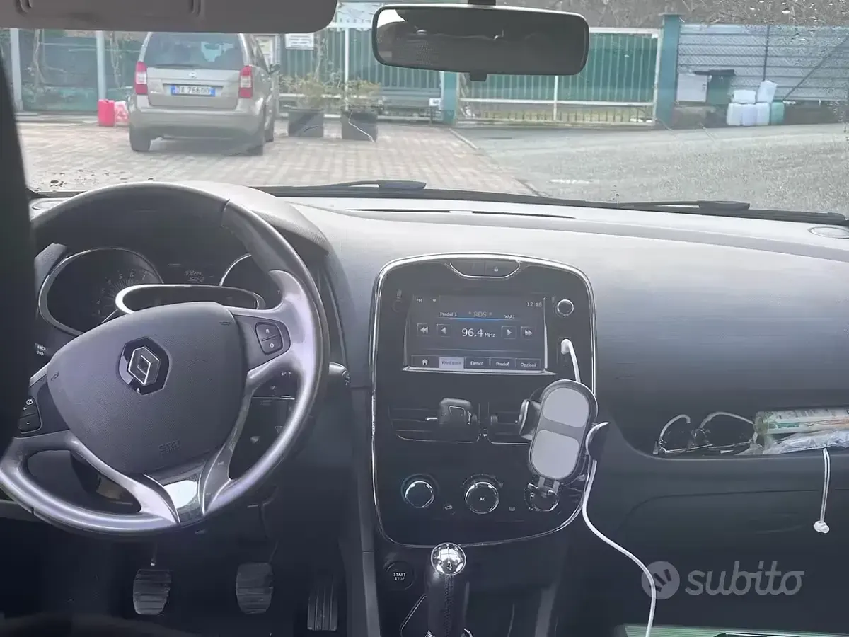 Usata Renault Clio IV 73 CV (53 kW) 2014 Bianco Berlina
