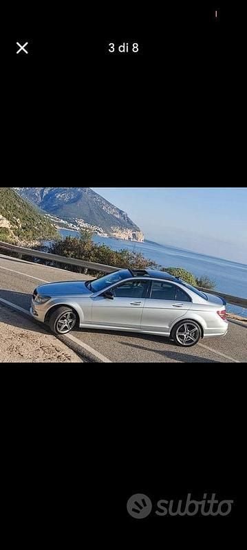 Usata Mercedes C220 AMG 170 CV (125 kW) 2009 Grigio Berlina