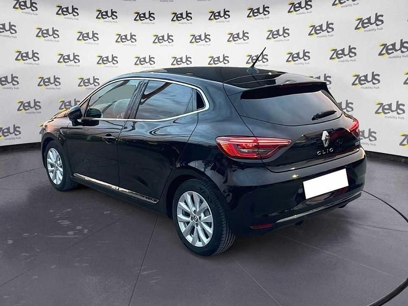 Usata Renault Clio V Intens 140 CV (102 kW) 2022 Nero Utilitaria